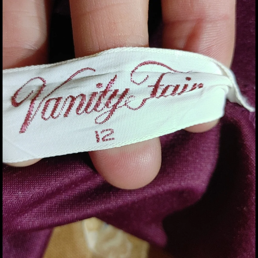VTG old lady crap robe